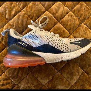 Nike Air Max's
